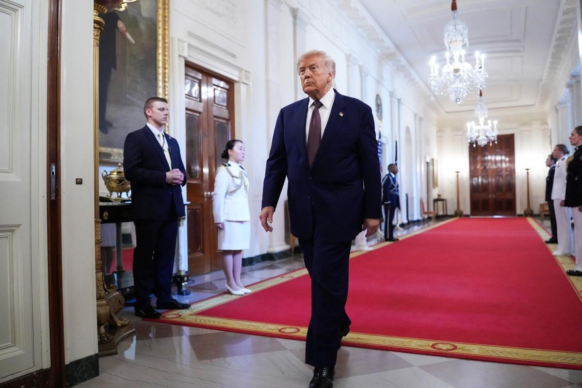 ABD Başkanı Trump'tan İran açıklaması! 'Masaya biz değil onlar oturdu'