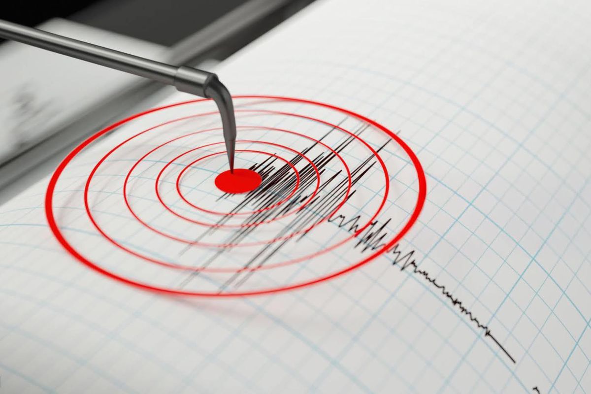 Adana'da 4.9 büyüklüğünde deprem meydana geldi. Sarsıntı çevre illerde de hissedildi