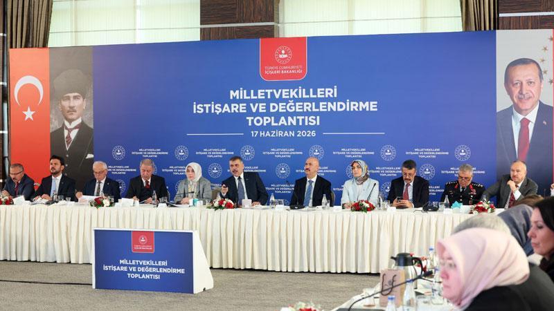 Bakan Çiftçi, AK Parti milletvekilleriyle bir araya geldi