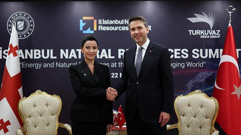 Bakan Bayraktar, Gürcistan Ekonomi ve Sürdürülebilir Kalkınma Bakanı Kvrivishvili ile görüştü