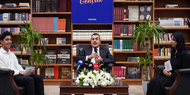 Bakan Tekin'den YKS ve mezun öğrencilere uyarı: Eski sorular bitti!