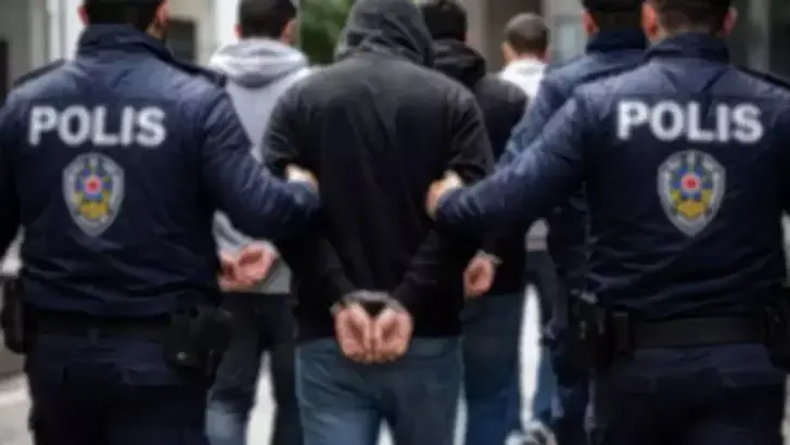 Beylikdüzü Belediyesi'ne operasyonda gözaltına alınan 12 şüpheli tutuklandı