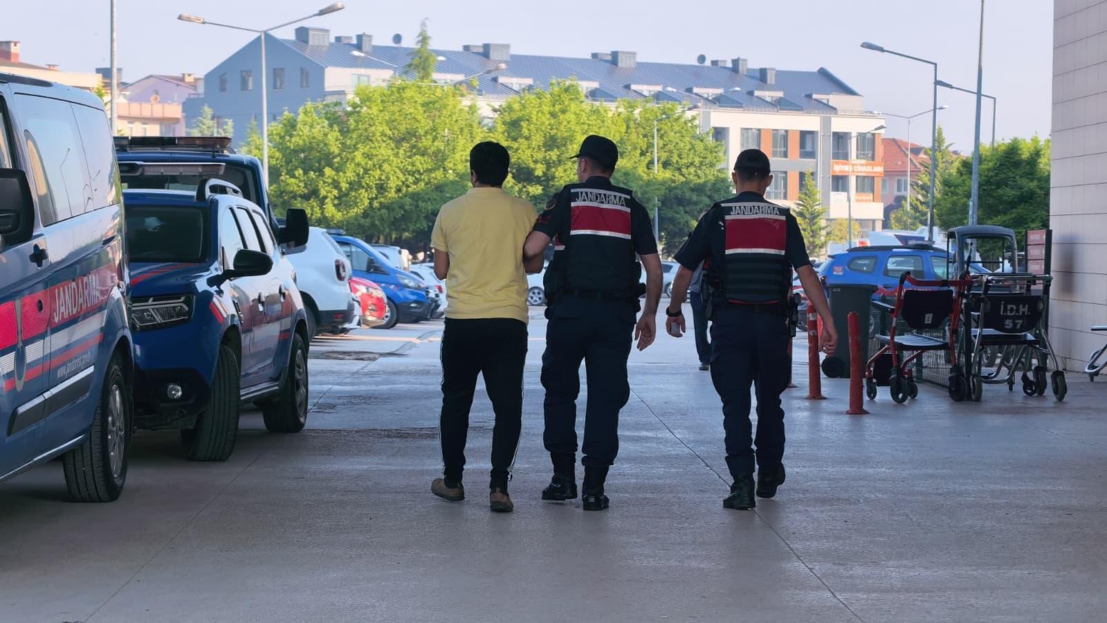 Bursa'da 70 adrese 'uyuşturucu' baskını; 60 gözaltı