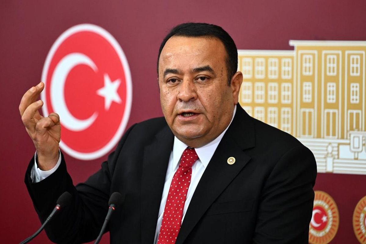 CHP'li Adnan Beker resti çekti: Kılıçdaroğlu ile çalışmam, istifa ederim