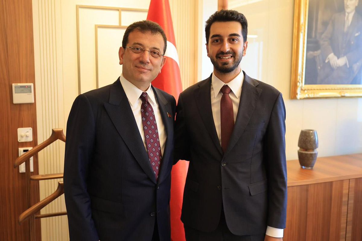 CHP'li Tuzla Belediye Başkanı Eren Ali Bingöl, AK Parti'ye göz kırptı