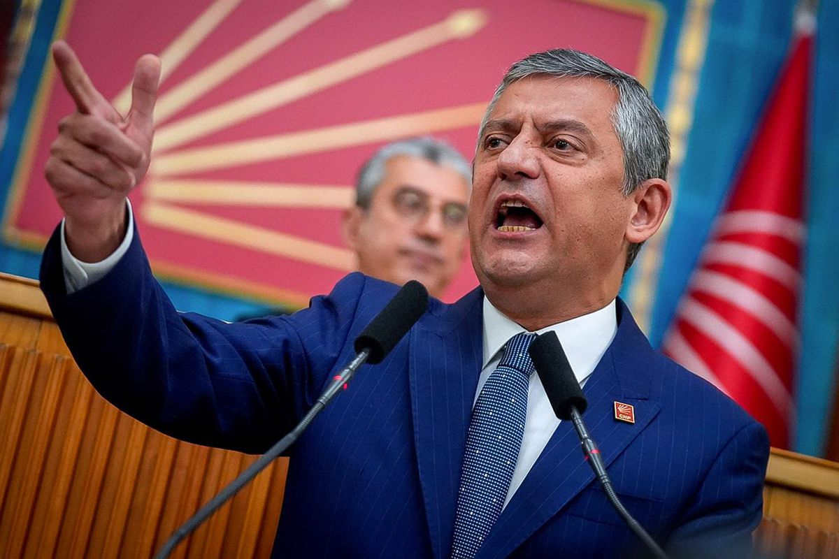 CHP Sözcüsü Sarı: Özgür Özel'in grup başkanlığı iptal edilecek