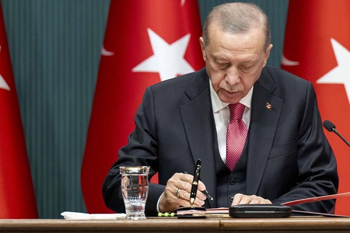 Cumhurbaşkanı Erdoğan'dan Ankara, İstanbul ve İzmir'de yeni atamalar