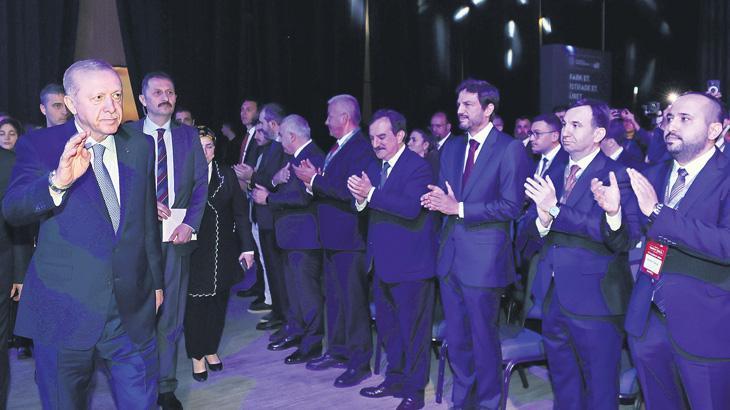 Cumhurbaşkanı Erdoğan yol haritasını duyurdu: Yapay zekâ eylem planı açıklandı