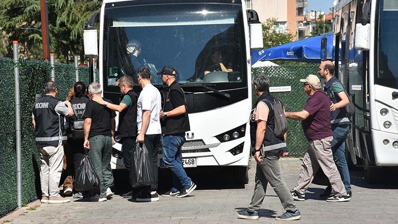 Ege Üniversitesi'nde yolsuzluk operasyonunda 41 şüpheli adliyede