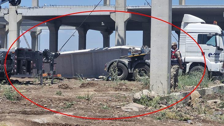 Fabrika inşaatında feci olay! Beton blok, işçilerin üzerine düştü: 1 ölü