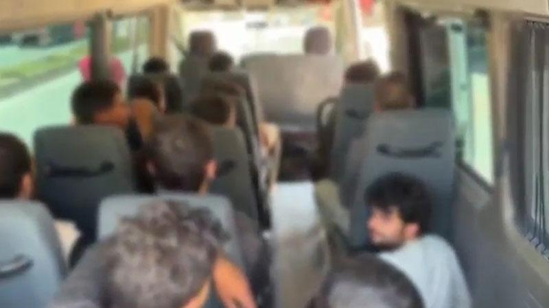 Hatay’da 24 kaçak göçmen yakalandı, 2 organizatör tutuklandı