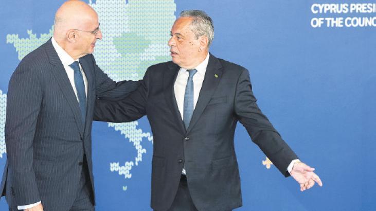 ‘Havada taciz’ iddiasına iki kere yalanlama...