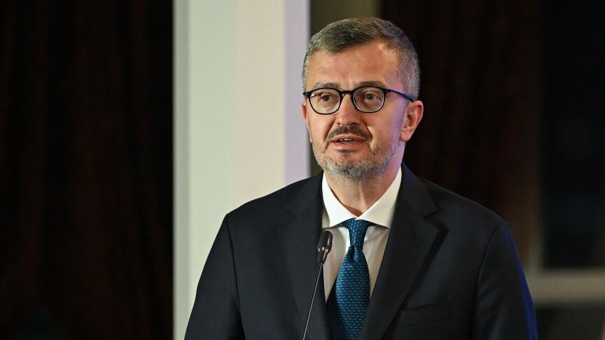 İletişim Başkanı Duran: Türkiye darbelere ve darbecilere, millî iradenin vesayet altına alınmasına asla izin vermeyecektir