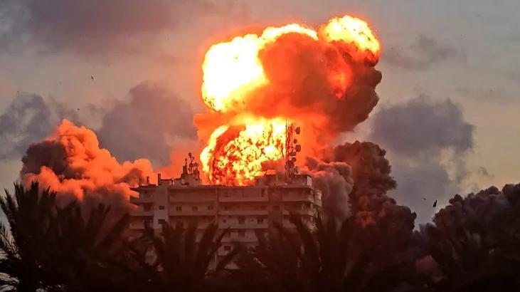 İsrail, İran'ın uyarısını dinlemedi! Ateşkese rağmen Lübnan'a bombardıman