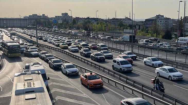 İstanbul'da iş çıkışı trafik yoğunluğu yüzde 78'lere çıktı