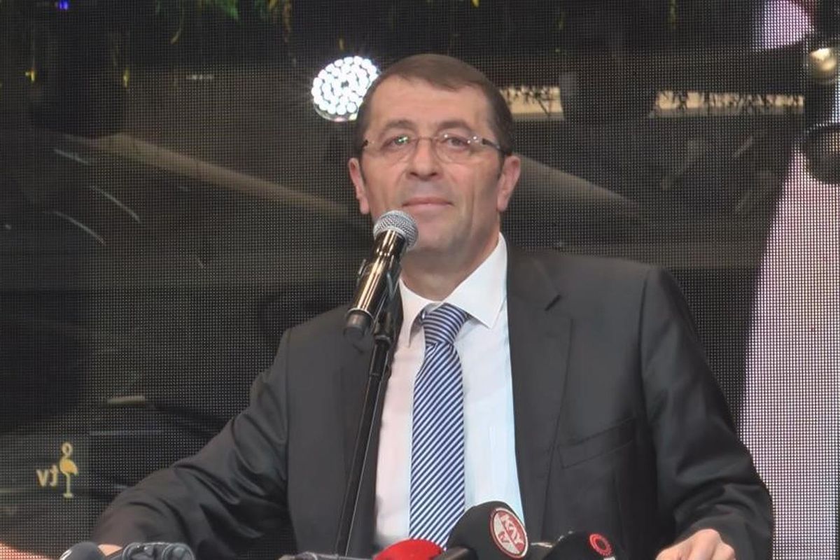 Kayseri Vali Yardımcısı Şenol Esmer kalp krizi sonucu hayatını kaybetti