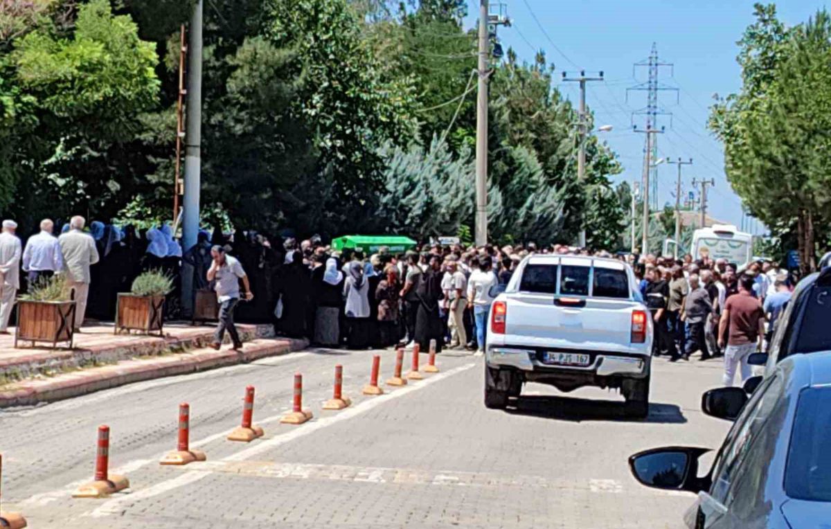 Mezarlık katliamının nedeni belli oldu! 2 gözaltı var