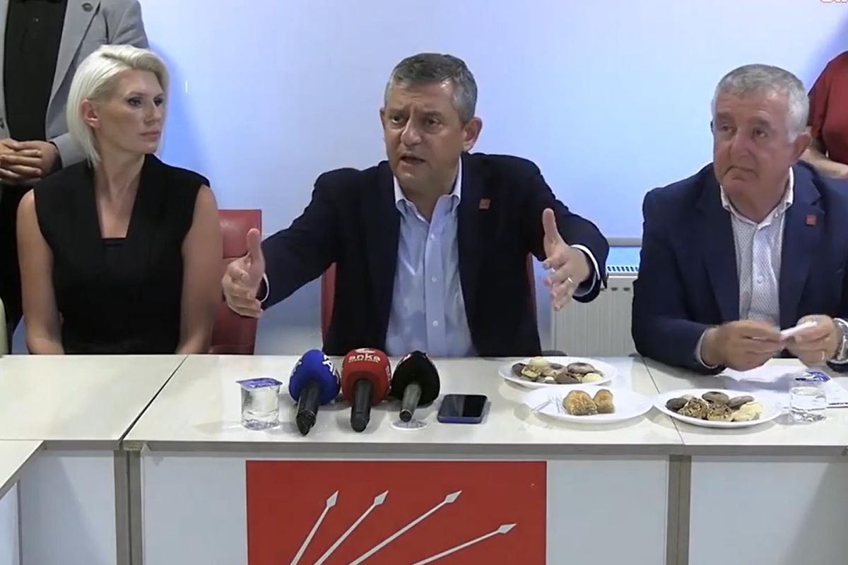 Özel'den 