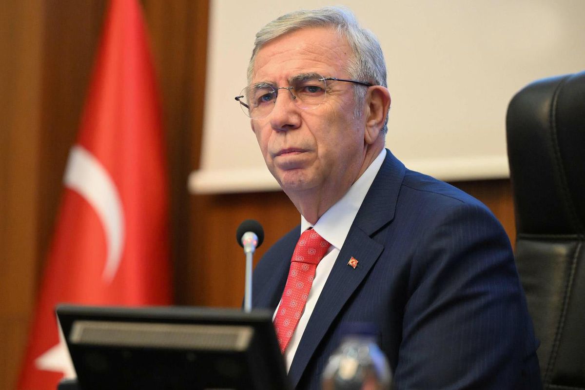 Özgür Özel cephesinden çok konuşulacak Mansur Yavaş iddiası: 1 ay sonrayı bekleyin