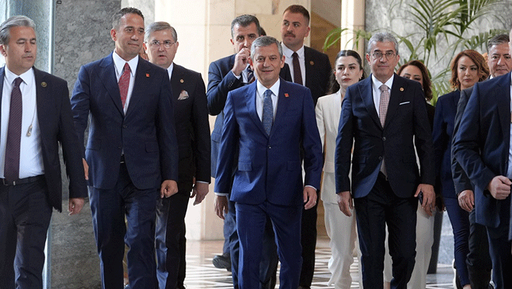 Özgür Özel ve ekibi yeni parti kuracak mı? Kulislerdeki 3 kritik senaryo