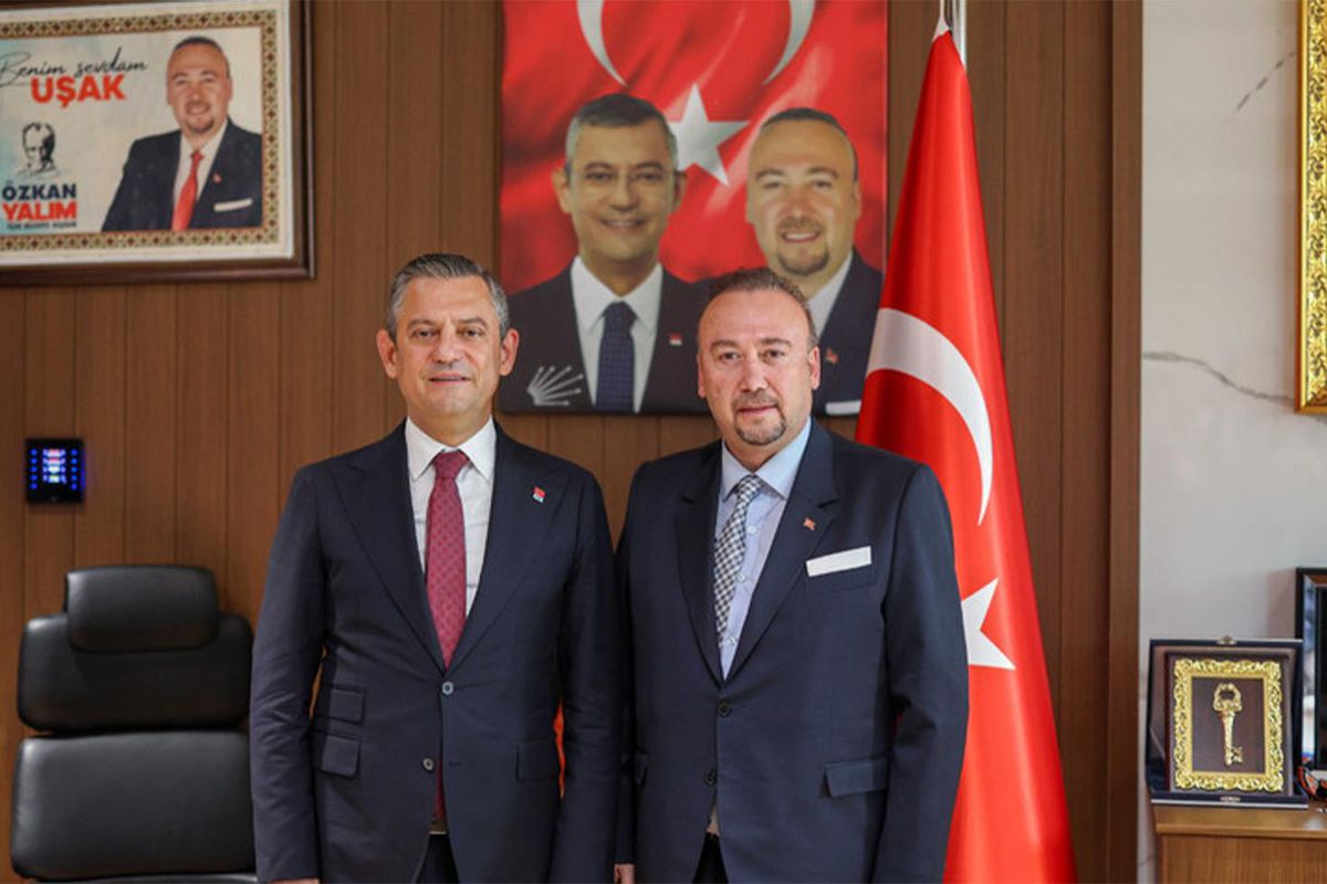 Özkan Yalım ile Özgür Özel arasındaki mesajlar deşifre oldu: Helikopter pazarlığı da yapmışlar
