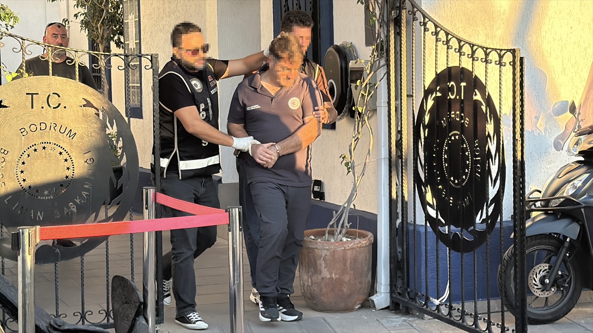 Rüşvet iddiasıyla suçüstü yakalanan Bodrum Bölge Liman Başkanı gözaltına alındı