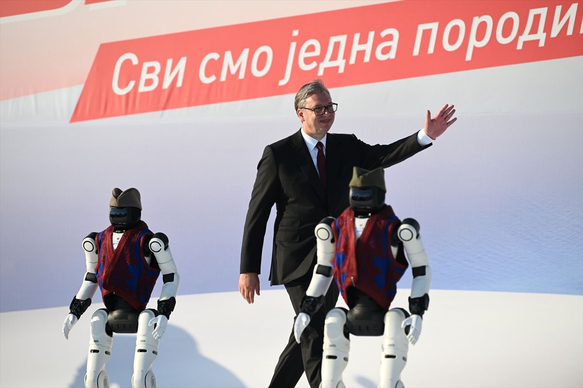 Sırbistan Cumhurbaşkanı Vucic'ten istifa kararı