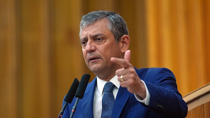 Son dakika... Özgür Özel'den yeni parti sorusuna yanıt: Felaket senaryosu için 'CHP'yi bırakalım geçelim' demiyoruz