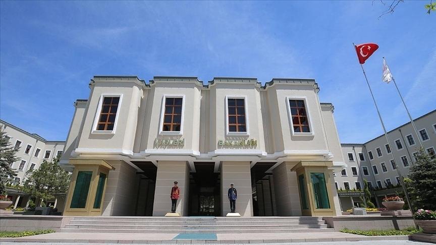 'Trafik polislerinin vatandaşı darbettiği' iddiası: İçişleri Bakanlığı'ndan açıklama