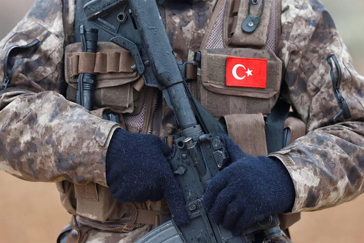 Türkiye'nin askeri gücü dış basında! Yunanistan'la farkı ortaya koydular