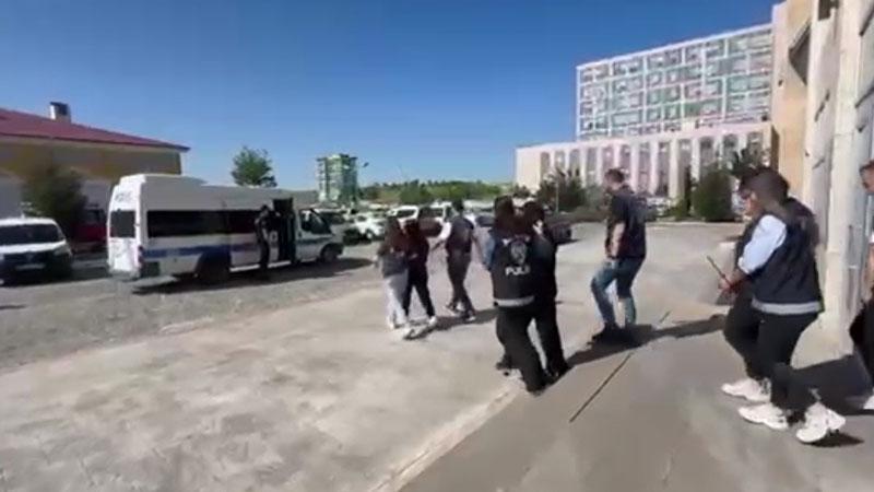 Uşak'ta yasa dışı bahis operasyonu: 5 tutuklama
