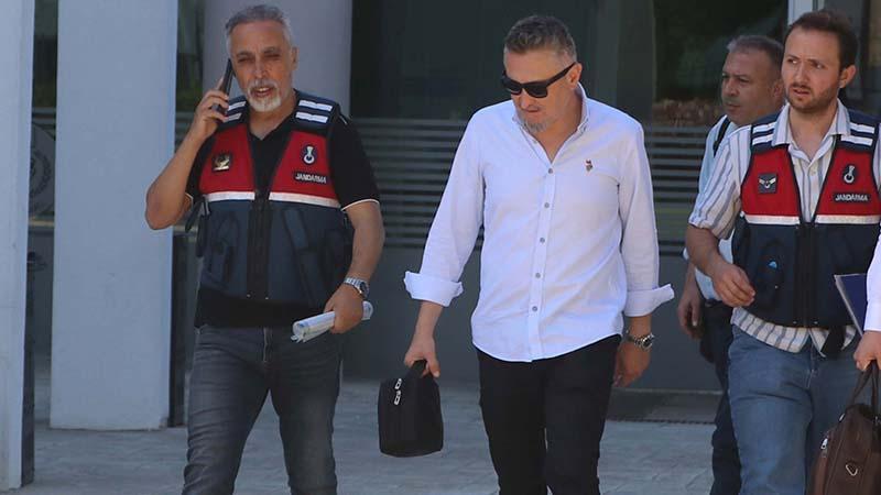 Uyuşturucu soruşturmasında gözaltına alınan baro başkanı istifa etti