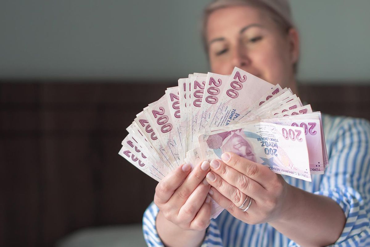 Yargıtay'dan milyonlara müjde! Emeklilikte dayatma bitti, yüksek maaş yolu açıldı