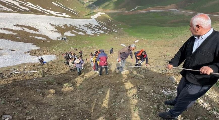 Yer: Yüksekova! 100 metrelik uçurumda can pazarı: Ölü ve yaralılar var