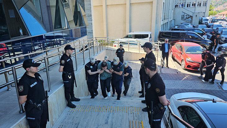 Zonguldak’ta eş zamanlı terör operasyonu! 3 tutuklama