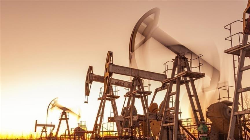 Brent petrolün varili 105 dolardan işlem görüyor