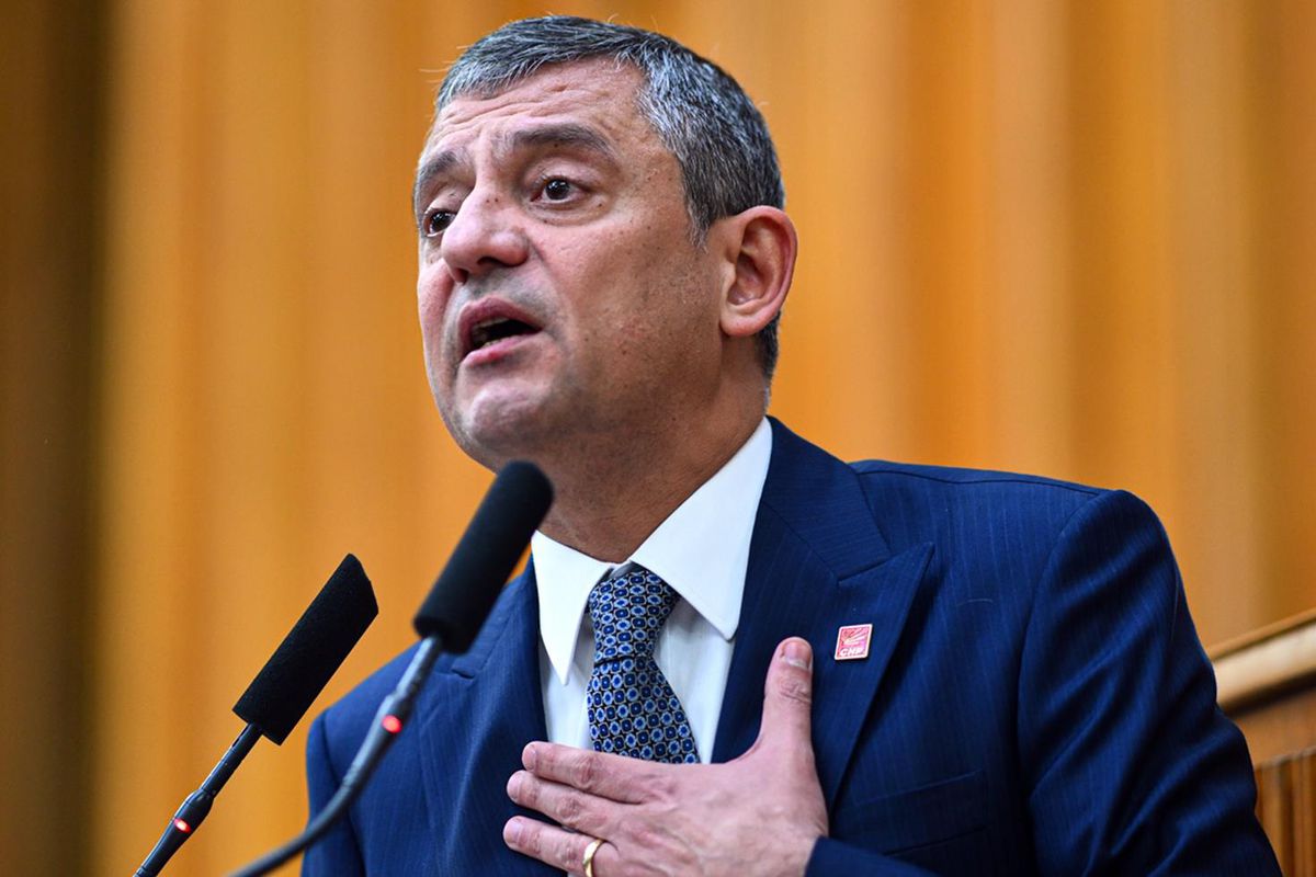 CHP'den ayrılacaklar mı? Özgür Özel'den net yanıt geldi