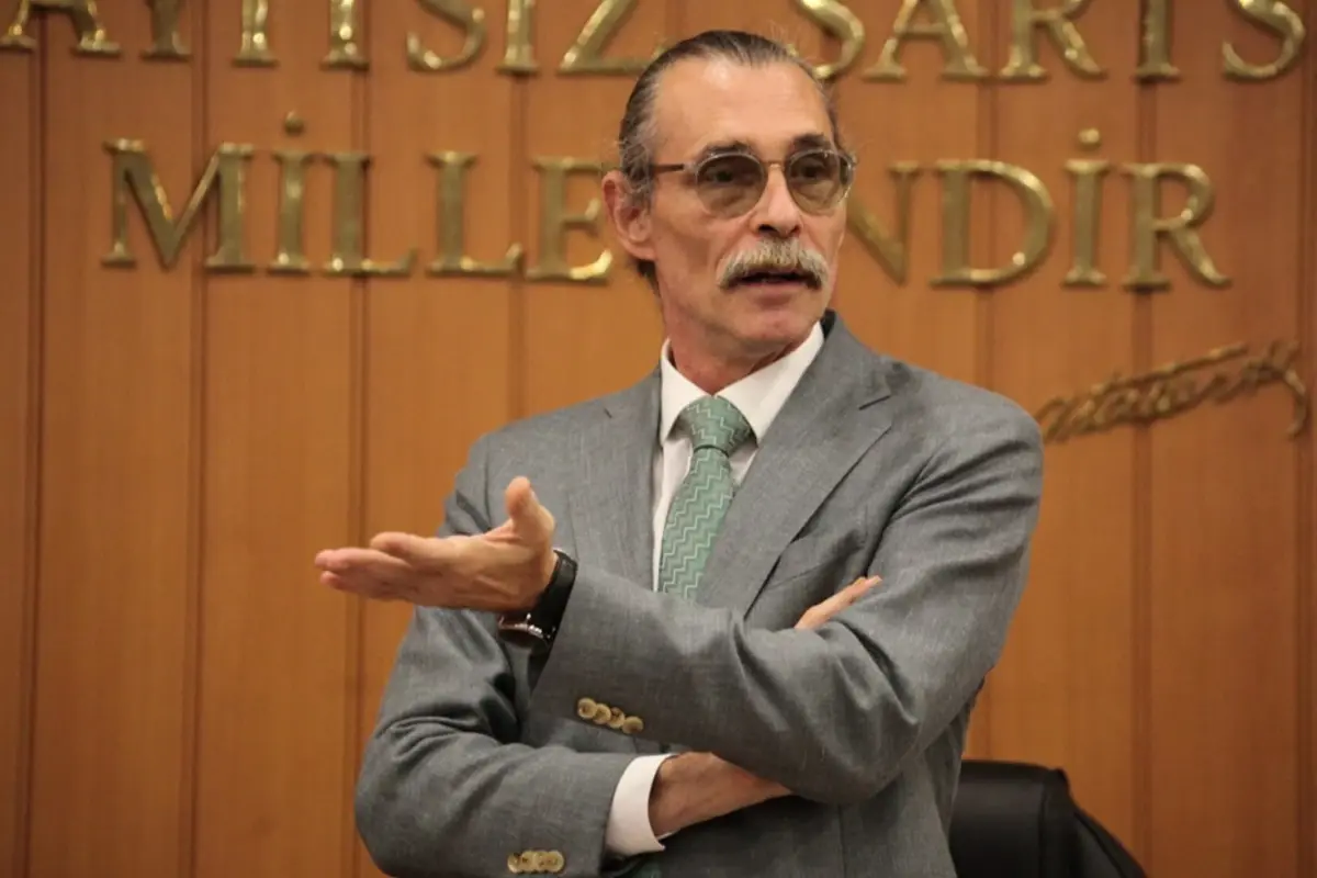 Etimesgut Belediyesi'ne operasyonla ilgili Erdal Beşikçioğlu'ndan ilk açıklama
