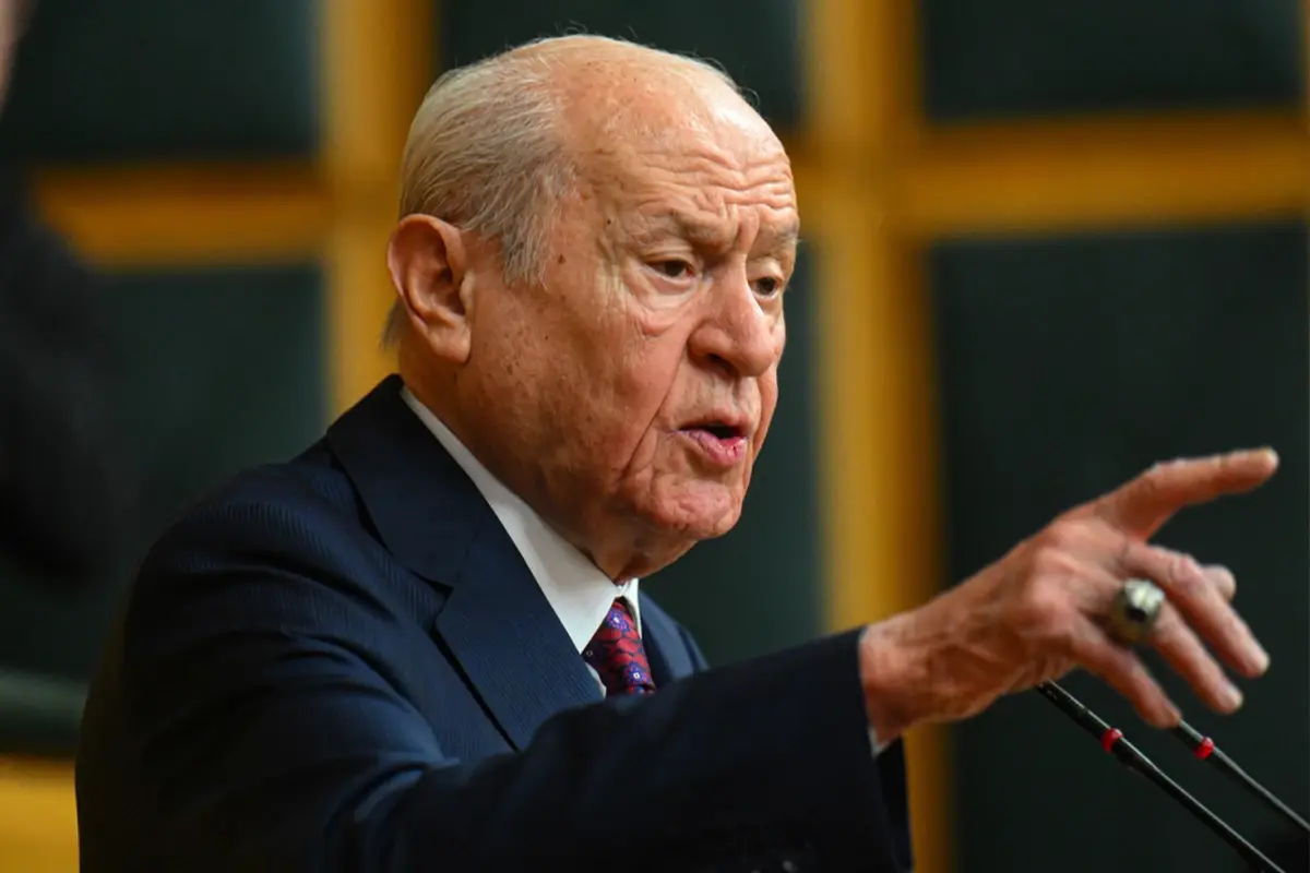 İzzet Ulvi Yönter'in istifası sonrası Bahçeli'den ilk açıklama