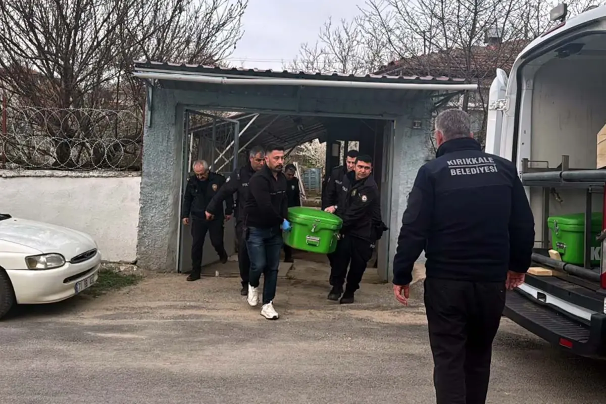 Kırıkkale'de iki kardeş tartıştıkları babalarını bıçak ve nacakla öldürdü
