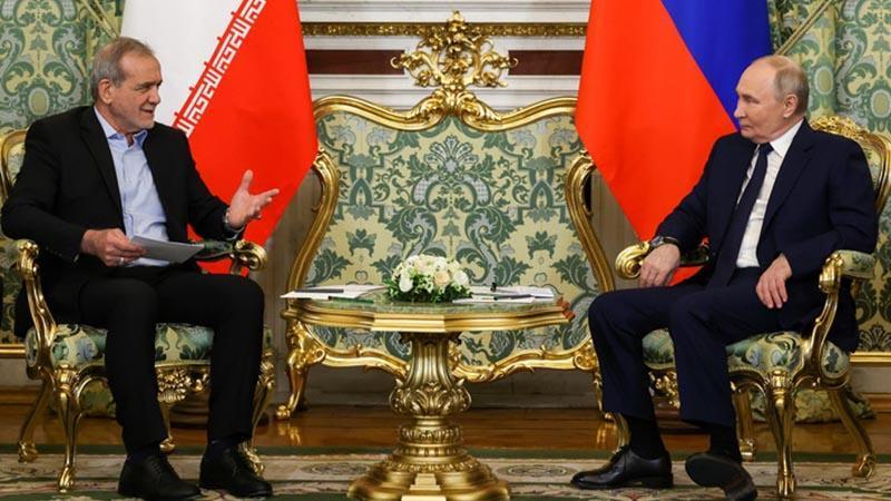 Putin, İran Cumhurbaşkanı Pezeşkiyan ile telefonda görüştü