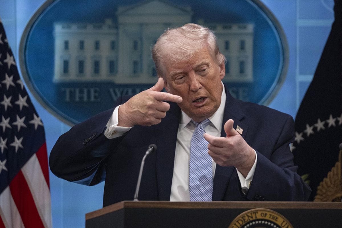 Trump'tan İran'a yeni tehdit: Uymayan bedelini öder